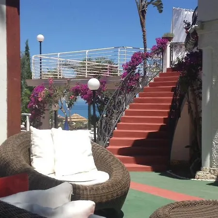 Emarine Con Servizio Incluso Peschici