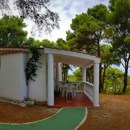 Emarine Aparthotel