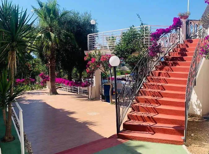 Apart Otel Emarine Con Servizio Incluso 3*