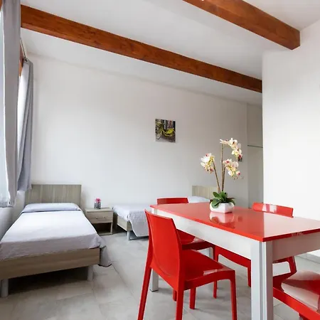 Aparthotel Emarine 3*