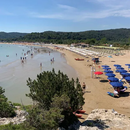 Emarine Con Servizio 3* Peschici