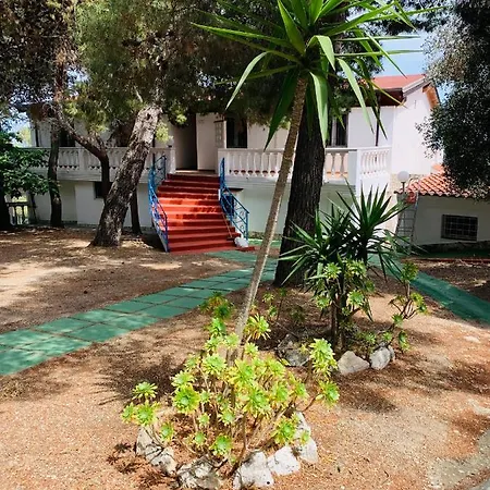 Emarine Con Servizio 3*